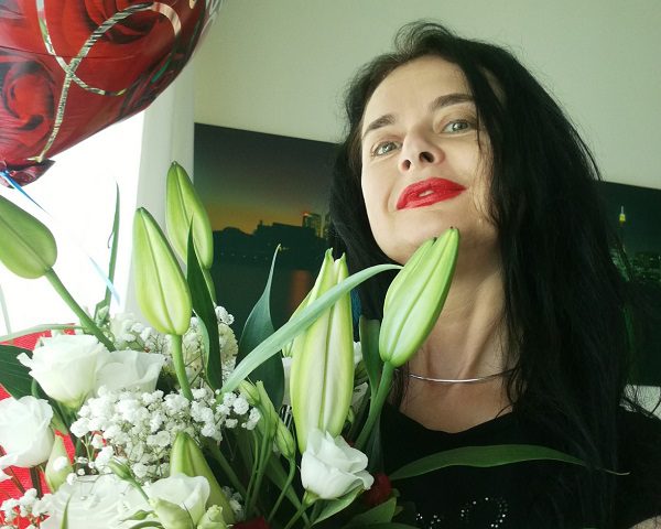 Valentine's day 2019 of dubai mistress dinah