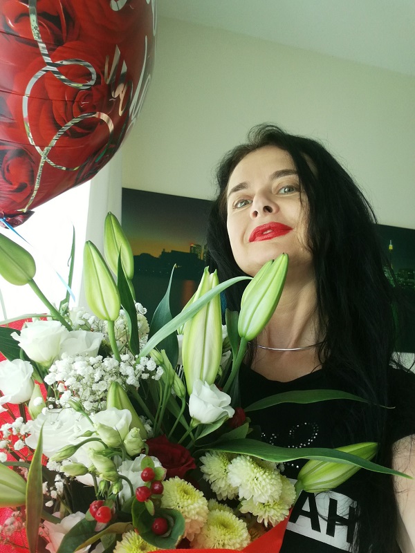 Valentine's day 2019 of dubai mistress dinah